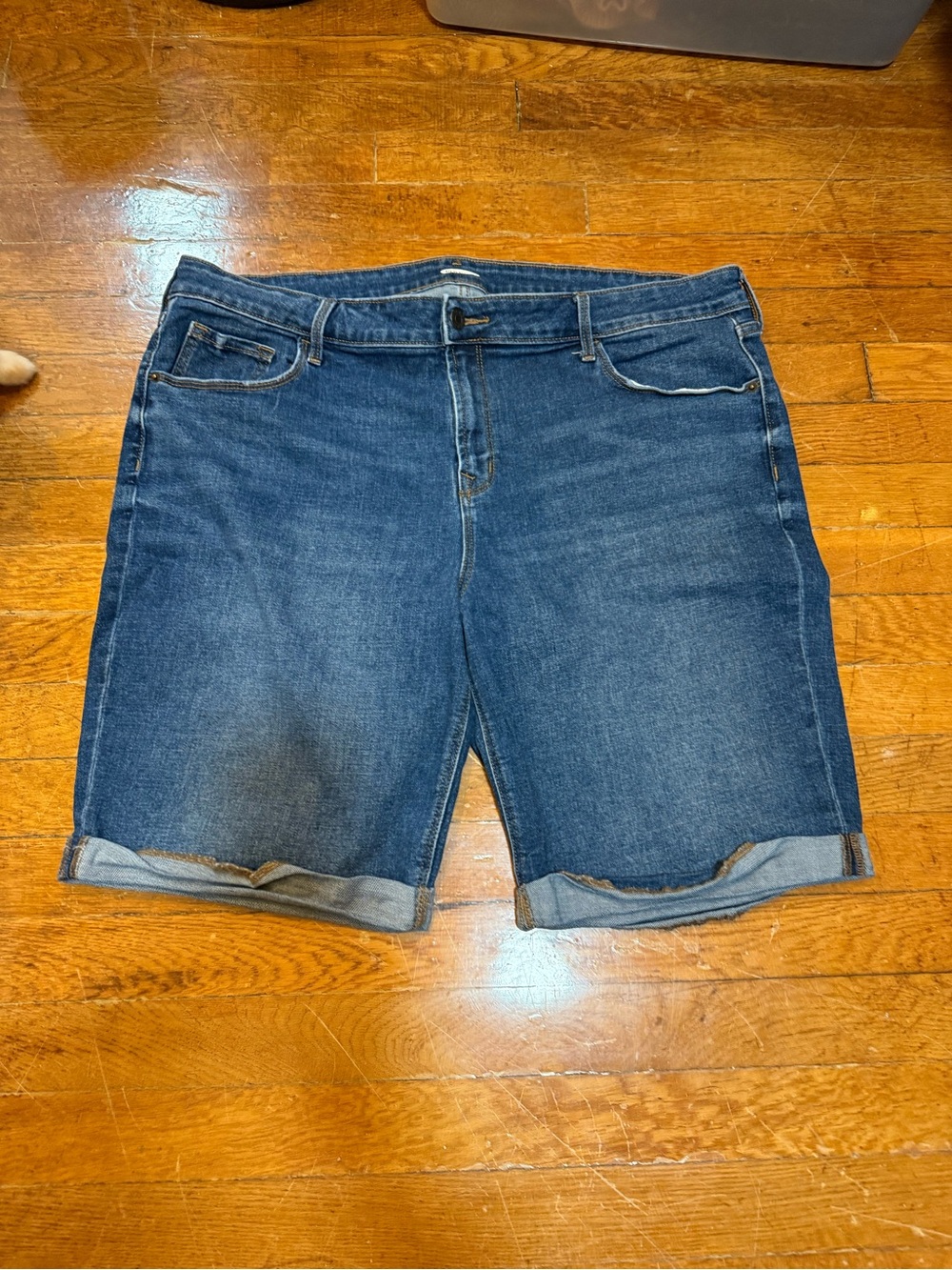 Old Navy Women's Dark Blue Denim Roll-Cuff Shorts